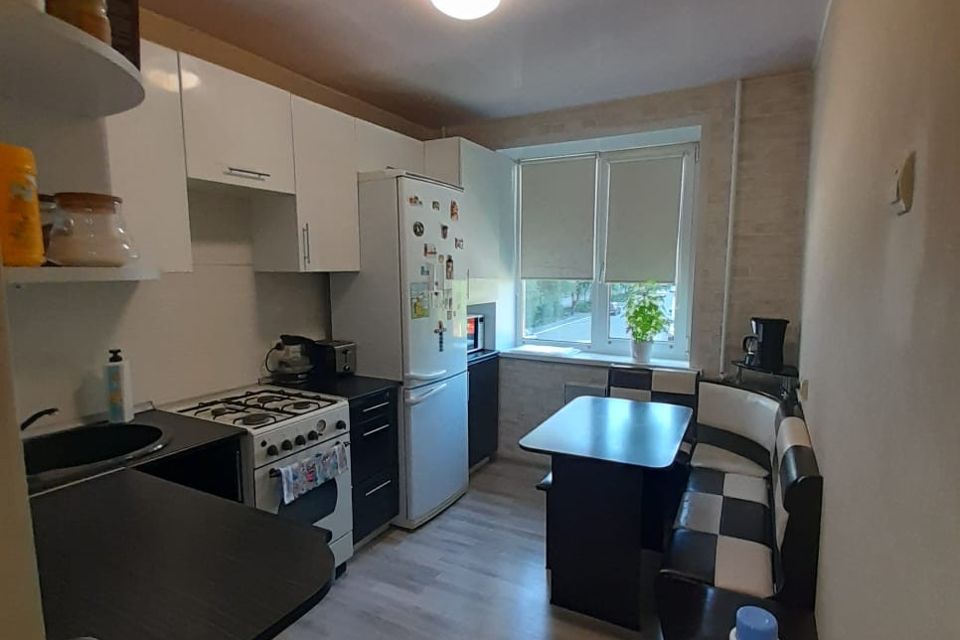 Продаётся 3-комнатная квартира, 62.1 м²