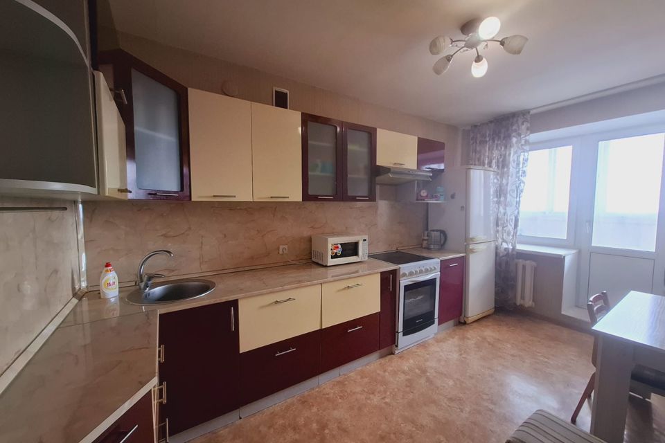 Продаётся 1-комнатная квартира, 43.3 м²