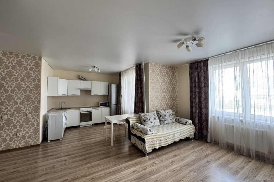 Продаётся 1-комнатная квартира, 42 м²