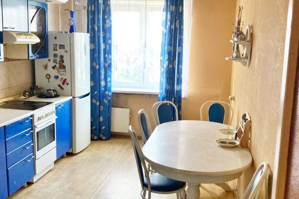 Продаётся 3-комнатная квартира, 81 м²