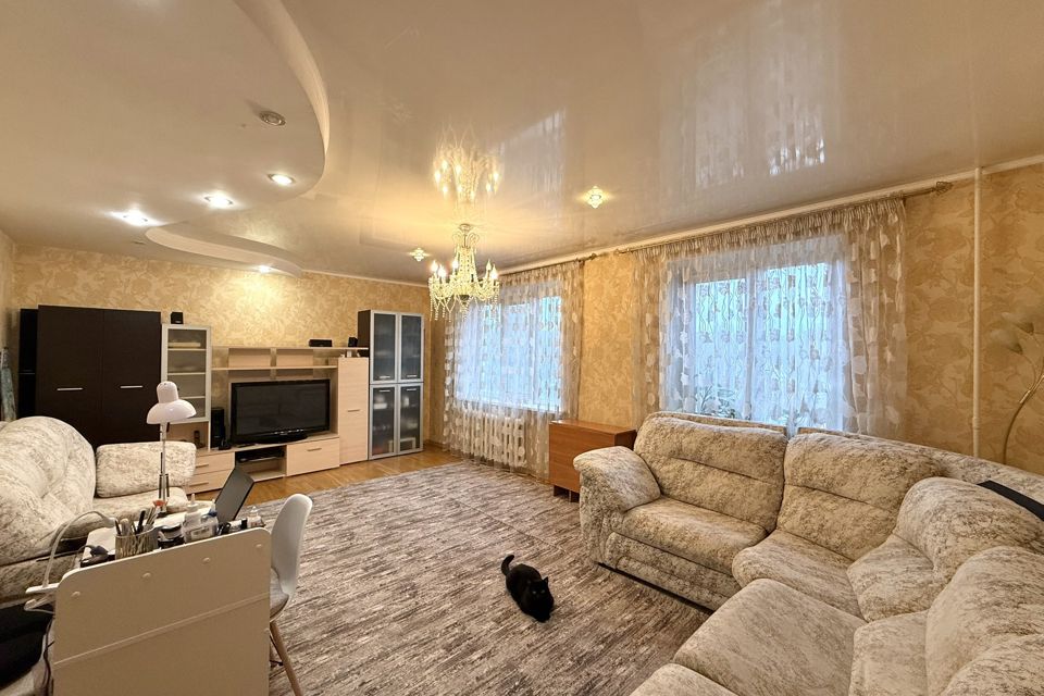 Продаётся 3-комнатная квартира, 90.3 м²