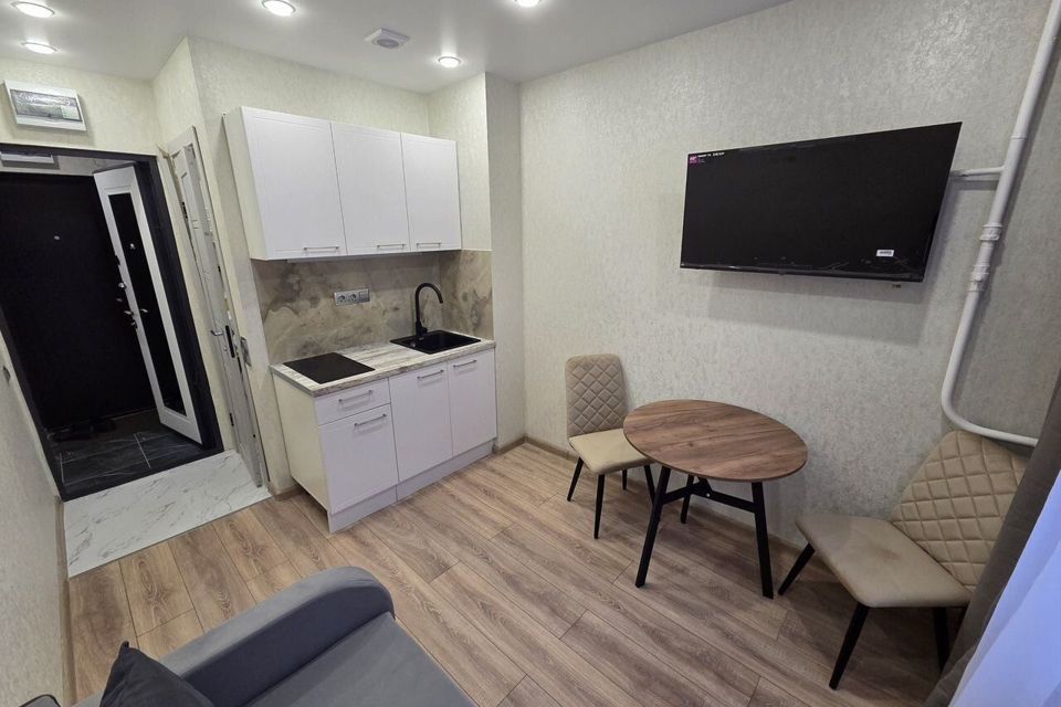 Продаётся 2 комнаты в 2-комн. квартире, 21.5 м²