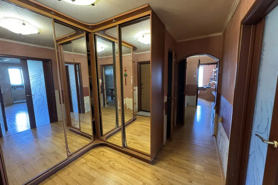 Продаётся 4-комнатная квартира, 88.1 м²