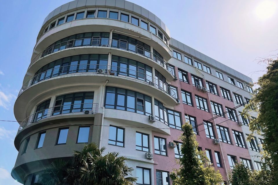 Продаётся 2-комнатная квартира, 53.5 м²