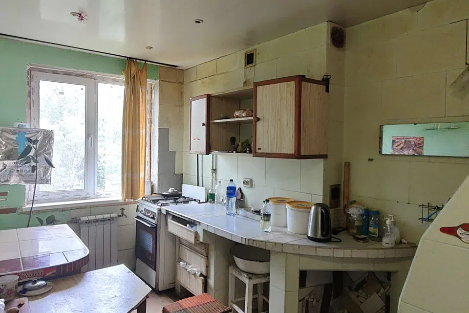 Продаётся 4-комнатная квартира, 60 м²