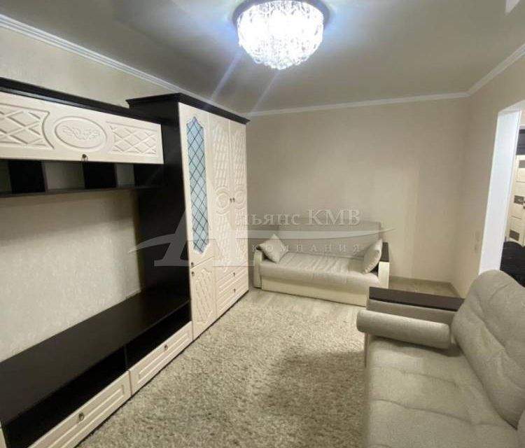 Продаётся 1-комнатная квартира, 32 м²