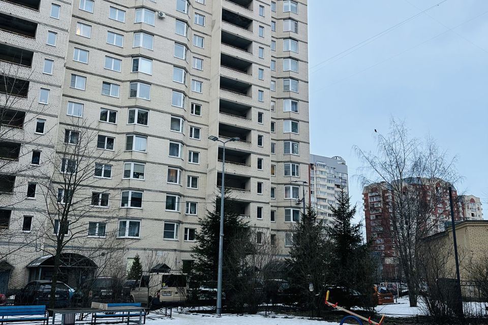 Продаётся 1-комнатная квартира, 37.3 м²
