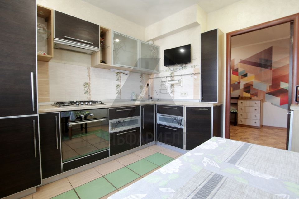 Продаётся 2-комнатная квартира, 56.7 м²