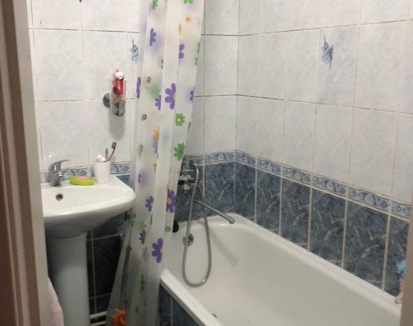 Сдаётся 2-комнатная квартира, 80 м²
