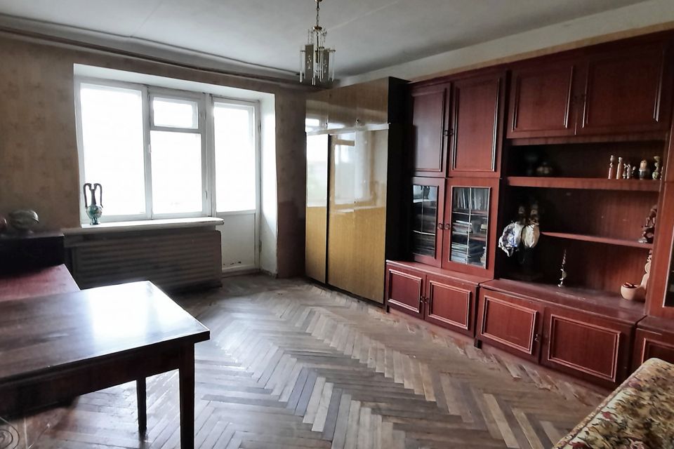 Продаётся 4-комнатная квартира, 75.1 м²