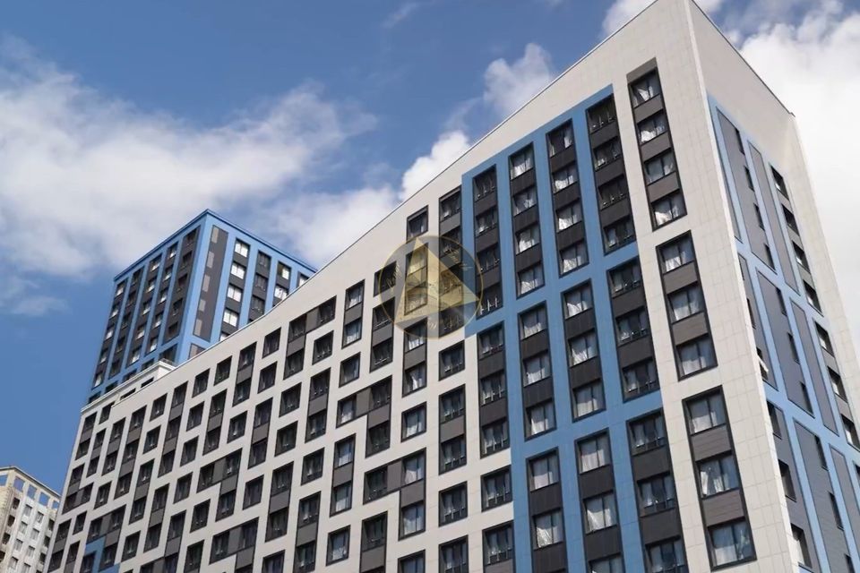 Продаётся 2-комнатная квартира, 65.79 м²