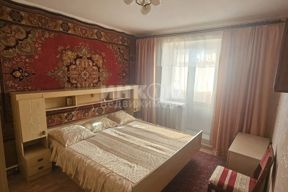 Продаётся 4-комнатная квартира, 80 м²