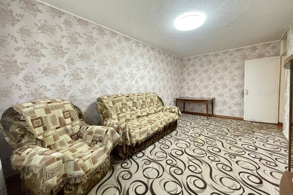Продаётся 2-комнатная квартира, 43.8 м²