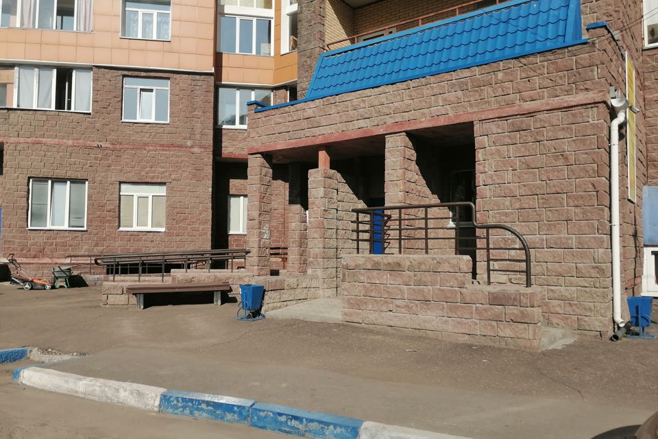Продаётся 2-комнатная квартира, 69.5 м²