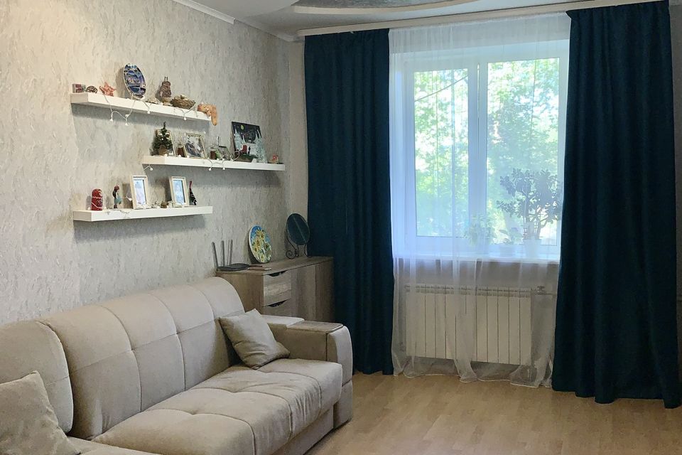 Продаётся 2-комнатная квартира, 52.3 м²