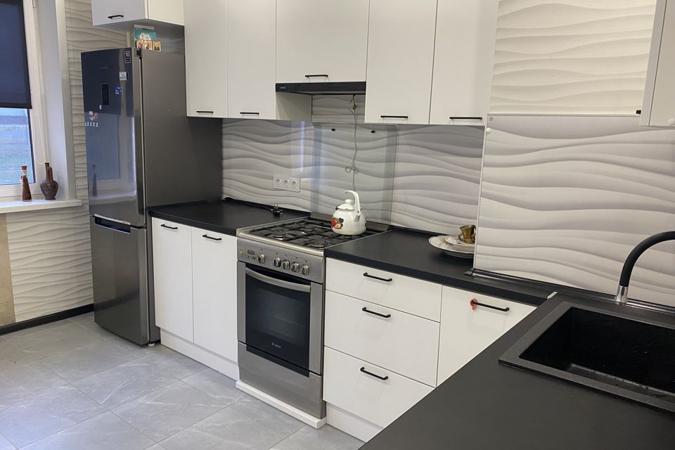 Продаётся 3-комнатная квартира, 63.2 м²