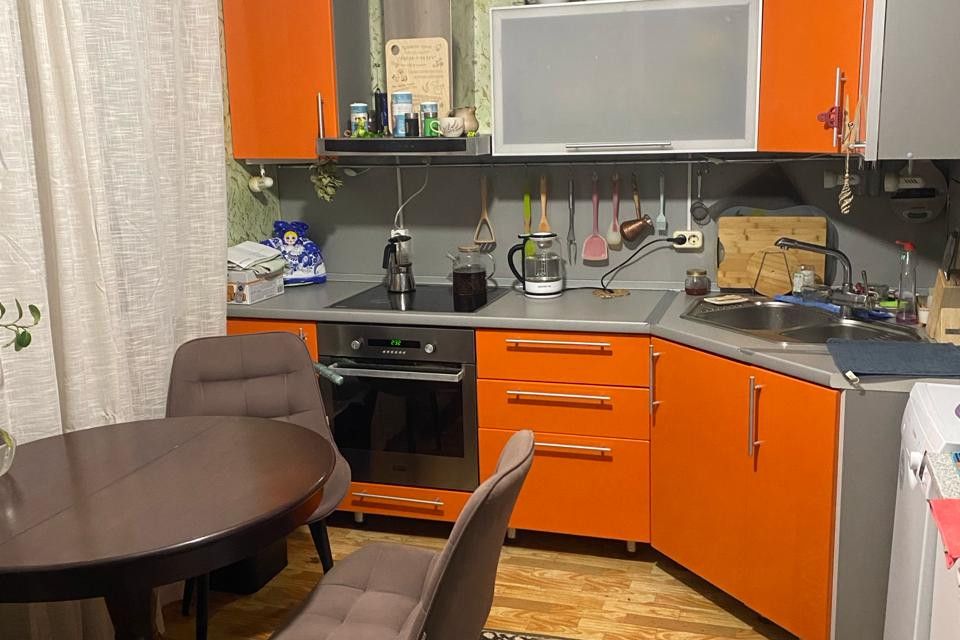 Продаётся 2-комнатная квартира, 61.1 м²