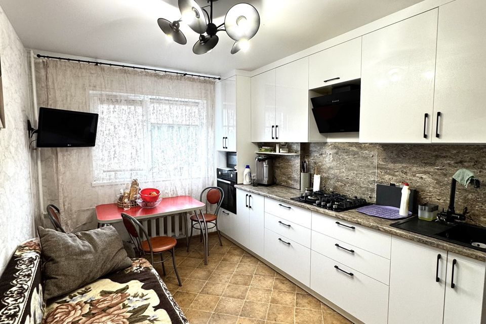 Продаётся 3-комнатная квартира, 72.2 м²