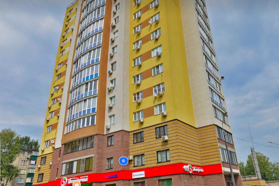 Продаётся 3-комнатная квартира, 104 м²