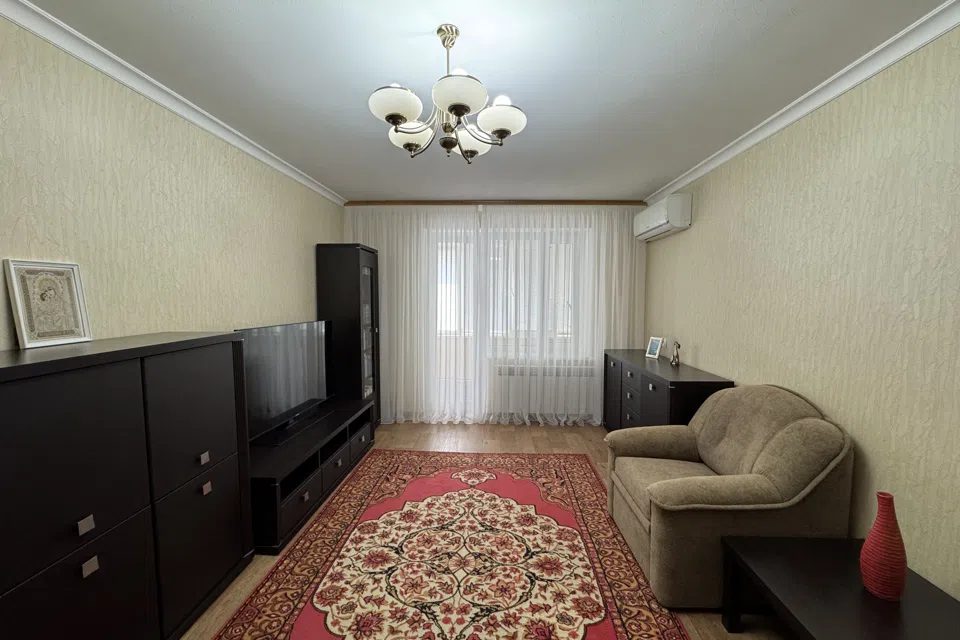 Продаётся 2-комнатная квартира, 57 м²