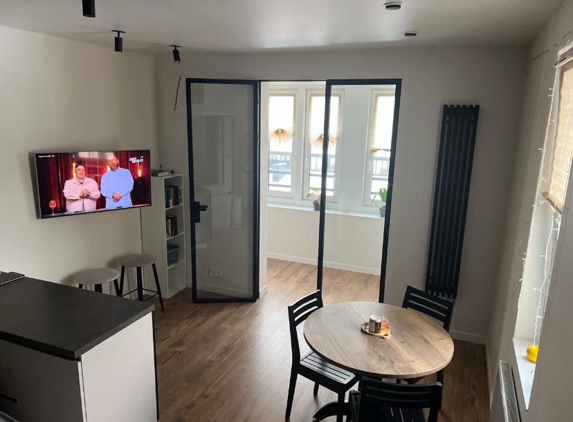 Продаётся 1-комнатная квартира, 53.6 м²