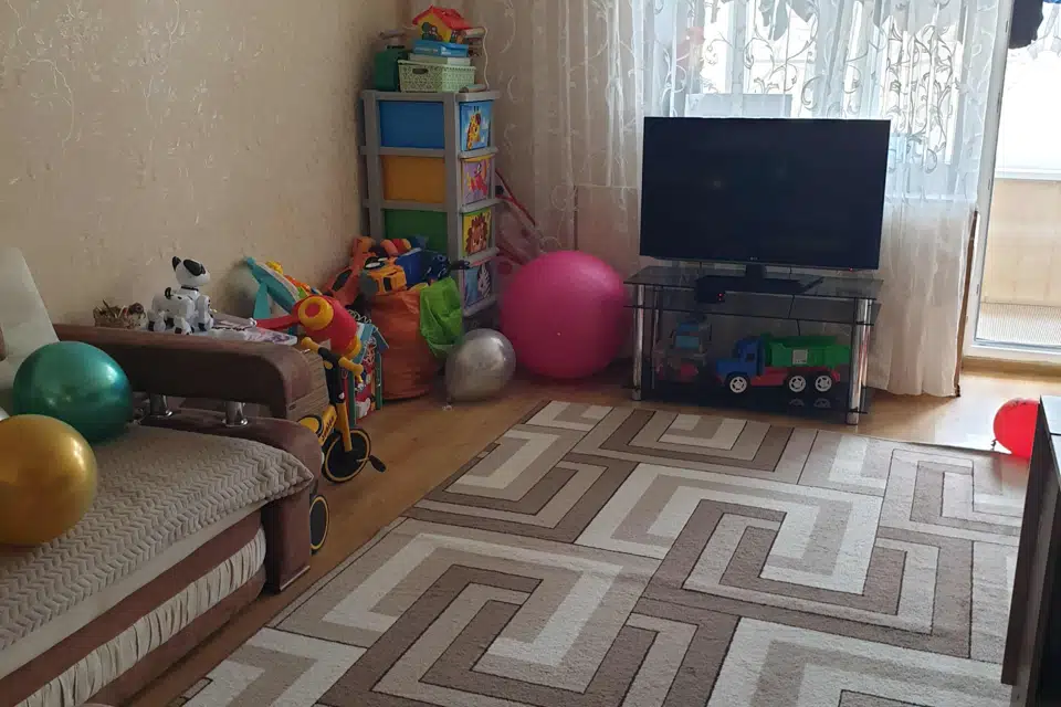 Продаётся 3-комнатная квартира, 61.3 м²
