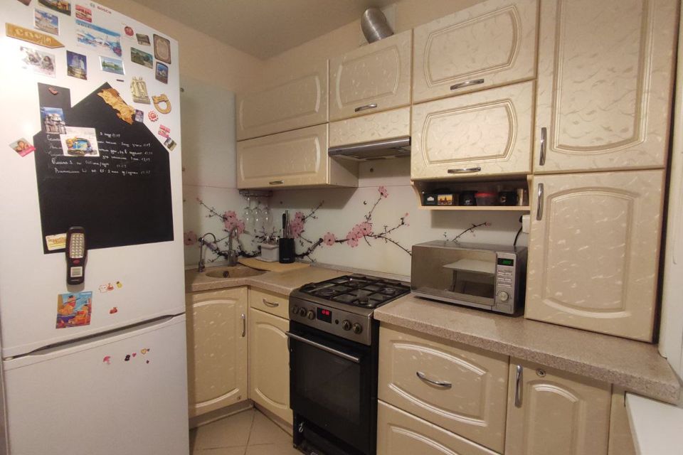 Продаётся 2-комнатная квартира, 42.7 м²