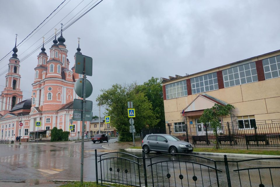 Продаётся 3-комнатная квартира, 50 м²