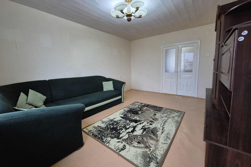 Продаётся 4-комнатная квартира, 83 м²