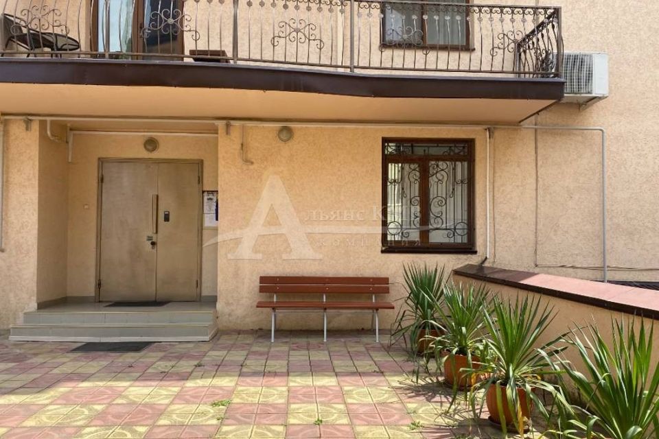 Продаётся 2-комнатная квартира, 72 м²