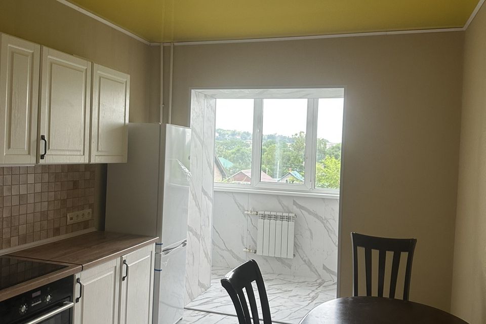 Сдаётся 2-комнатная квартира, 69 м²