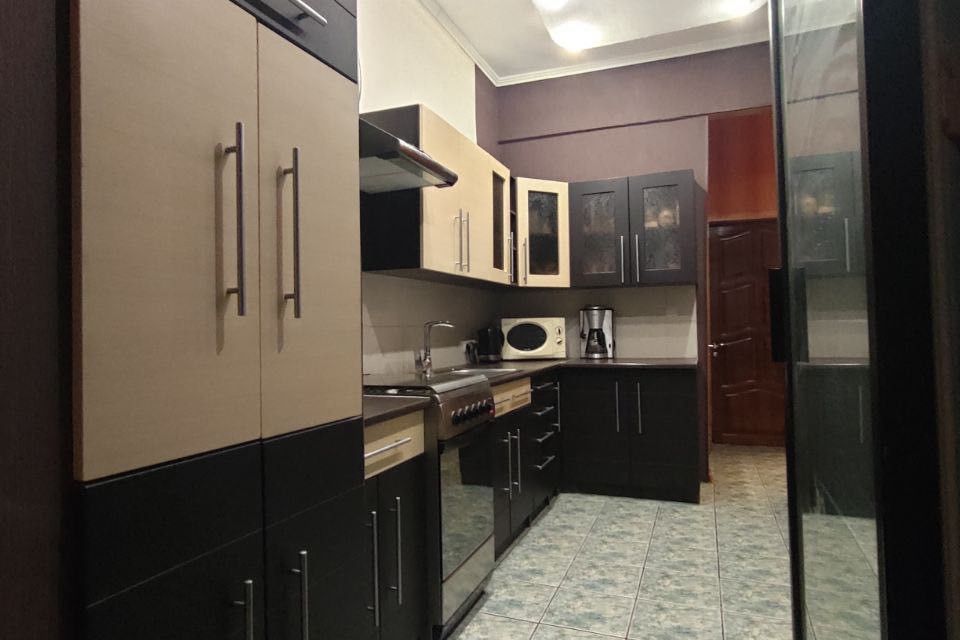 Продаётся 4-комнатная квартира, 99 м²