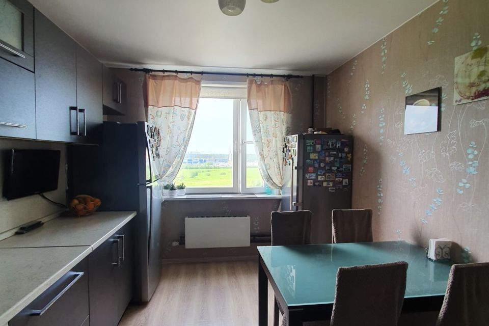 Продаётся 2-комнатная квартира, 69.2 м²