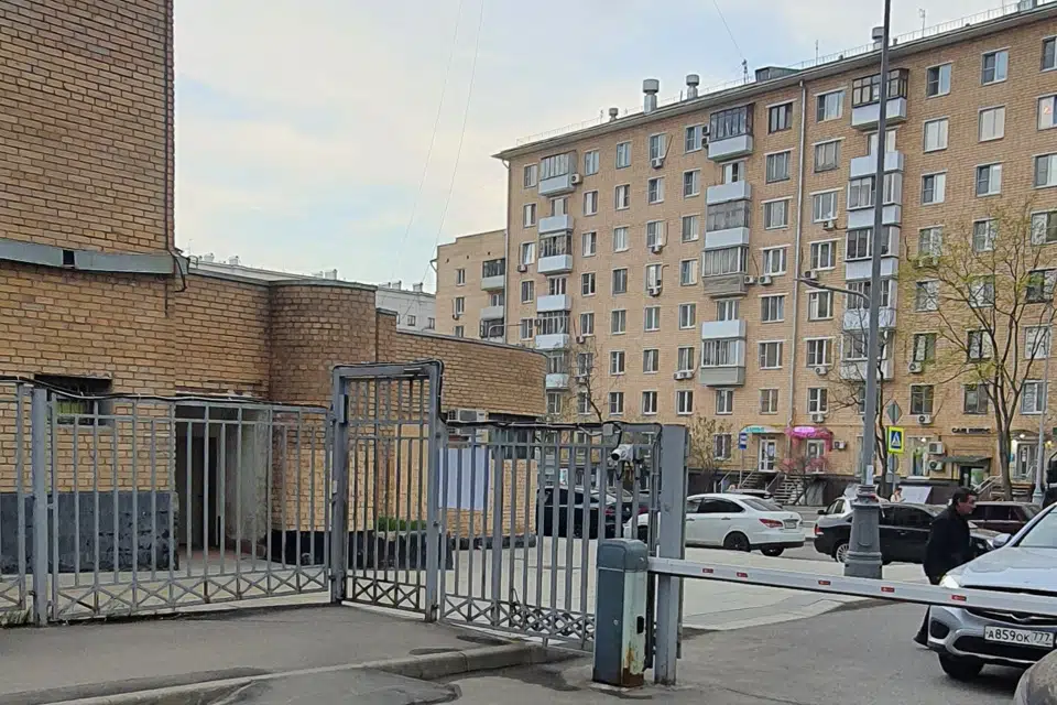Продаётся 3-комнатная квартира, 68.6 м²