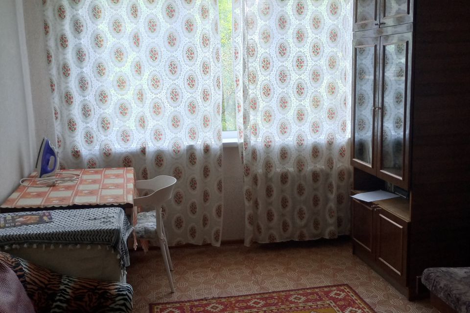 Продаётся 3-комнатная квартира, 64.1 м²