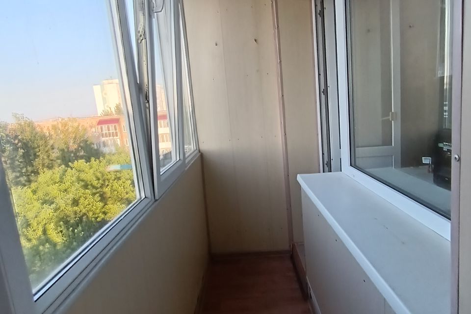 Продаётся комната в 1-комн. квартире, 14 м²