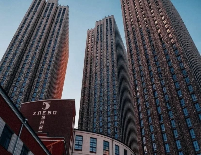 Продаётся 1-комнатная квартира, 42 м²