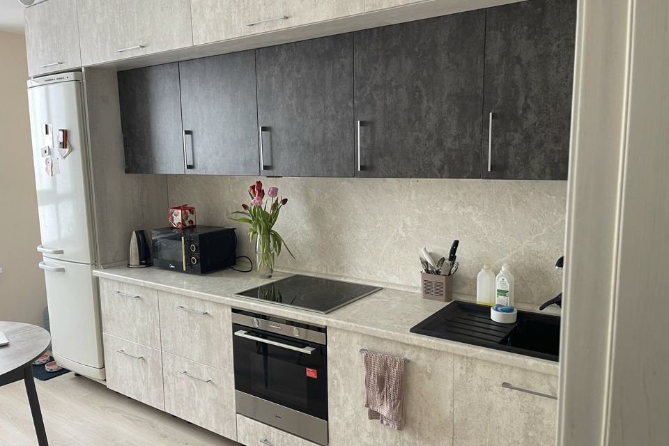Продаётся 2-комнатная квартира, 61.6 м²