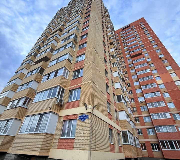 Продаётся 2-комнатная квартира, 60 м²