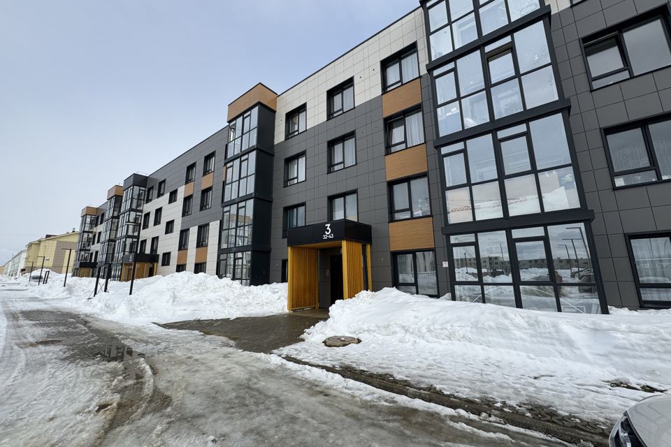 Продаётся 3-комнатная квартира, 76.7 м²