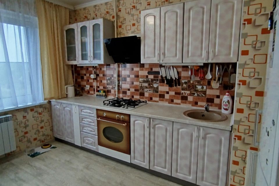 Продаётся 3-комнатная квартира, 63 м²