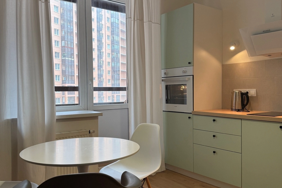 Продаётся 1-комнатная квартира, 38 м²