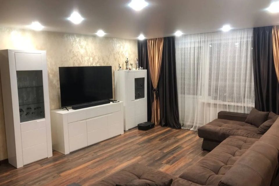 Продаётся 3-комнатная квартира, 81.3 м²