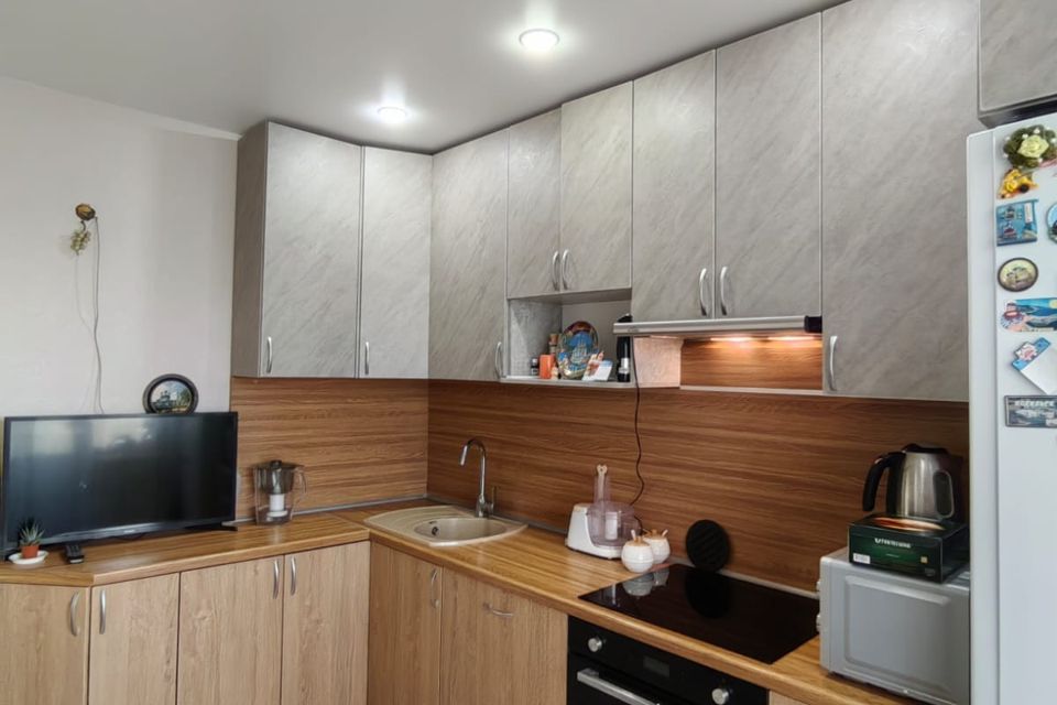 Продаётся 3-комнатная квартира, 64.4 м²