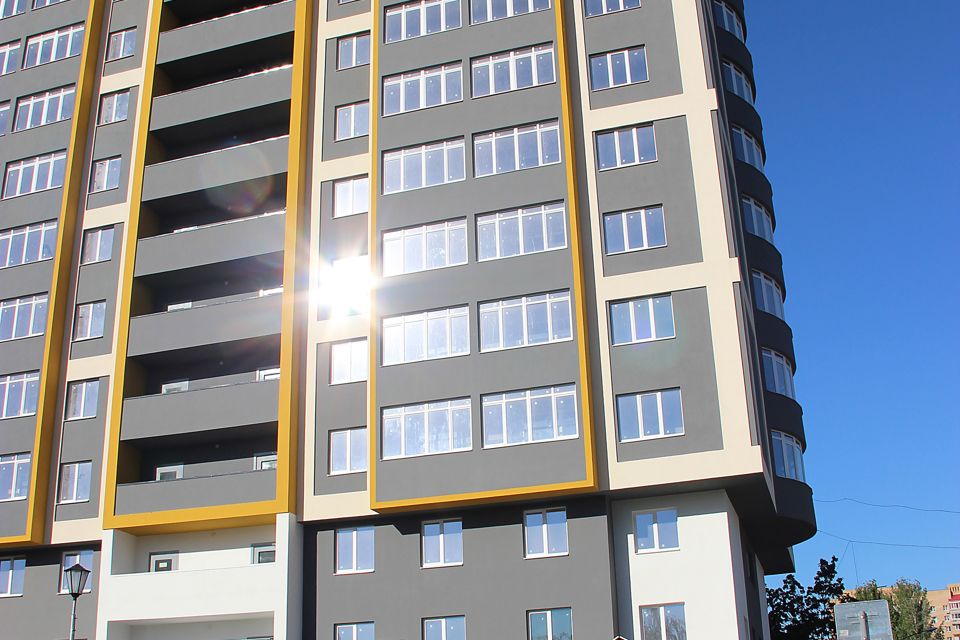 Продаётся 4-комнатная квартира, 138.1 м²