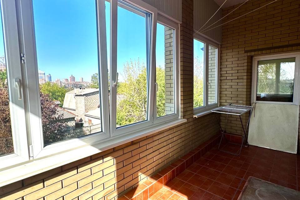 Продаётся 3-этажный дом, 311.5 м²