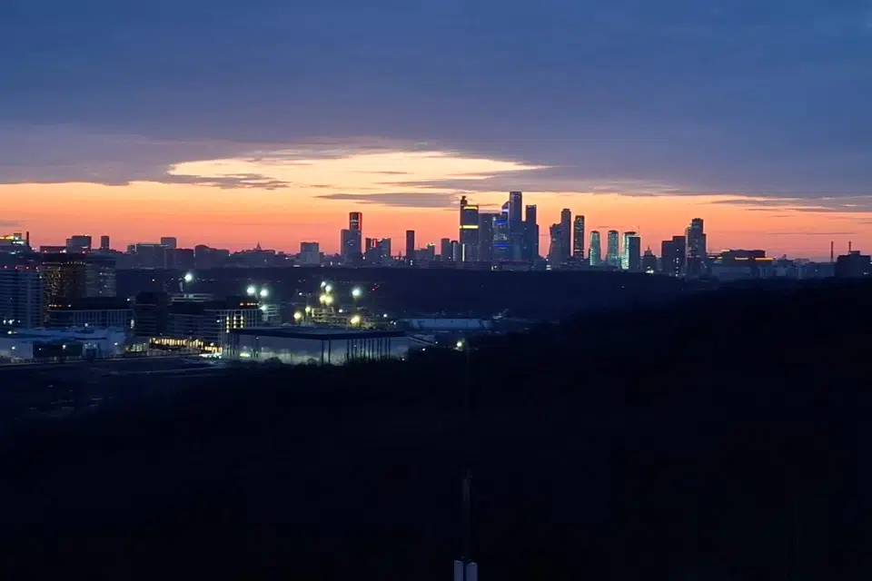 Продаётся 4-комнатная квартира, 100 м²