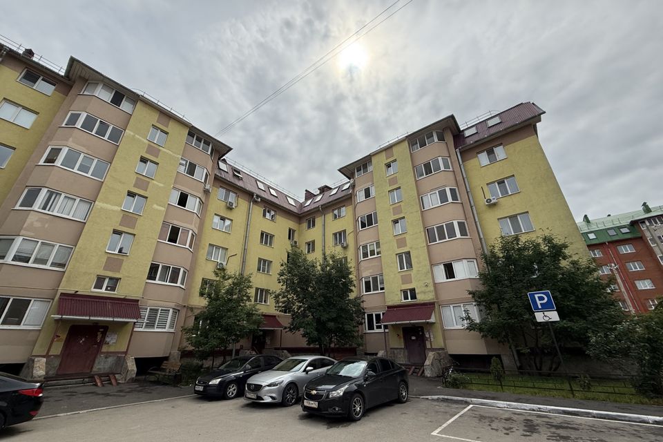 Продаётся 2-комнатная квартира, 69.2 м²