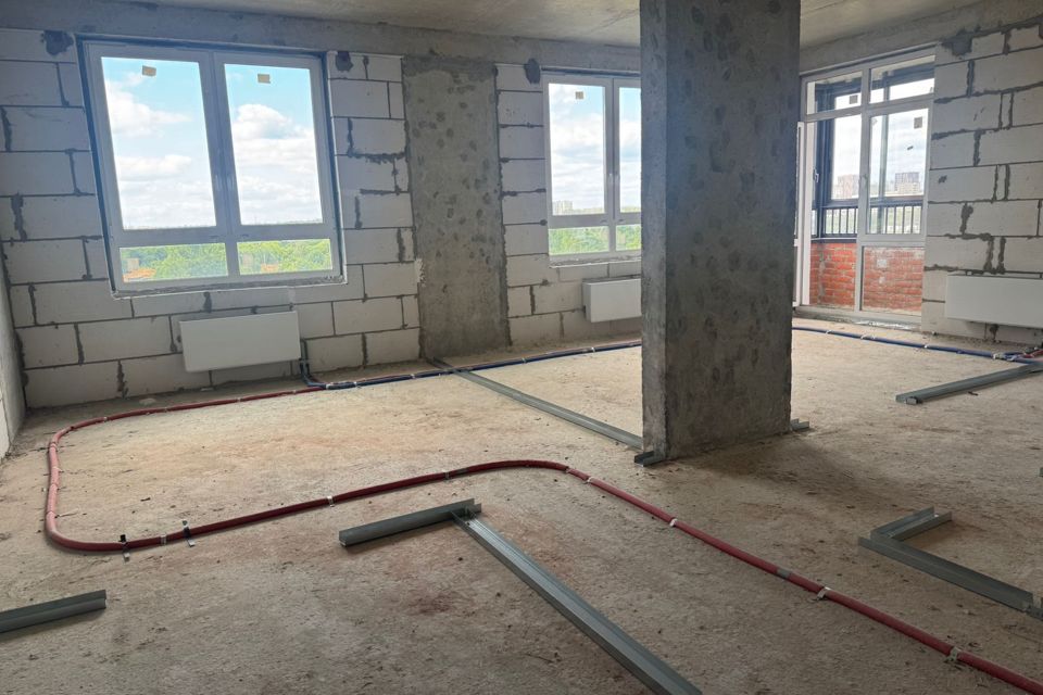 Продаётся 4-комнатная квартира, 80.6 м²