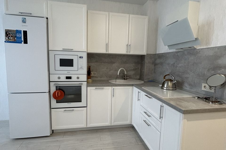 Продаётся 1-комнатная квартира, 38.4 м²